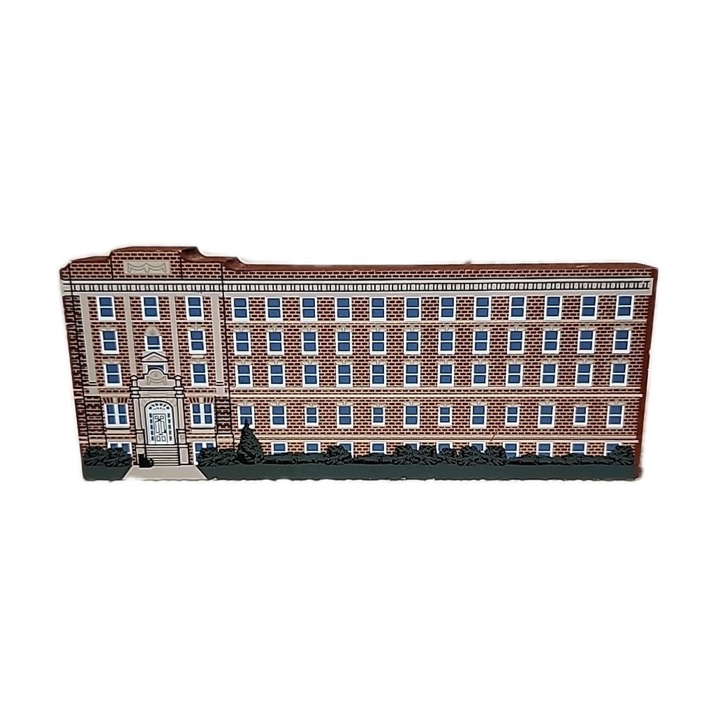 The Cat's Meow Village Jaquith House Worcester MA fundraising Collectable 2004